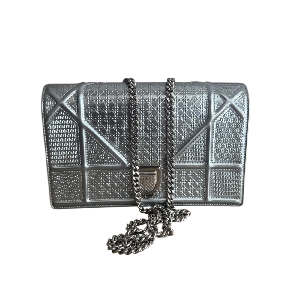 Christian Dior Metallic Silver Microcannage calfskin wallet on chain.